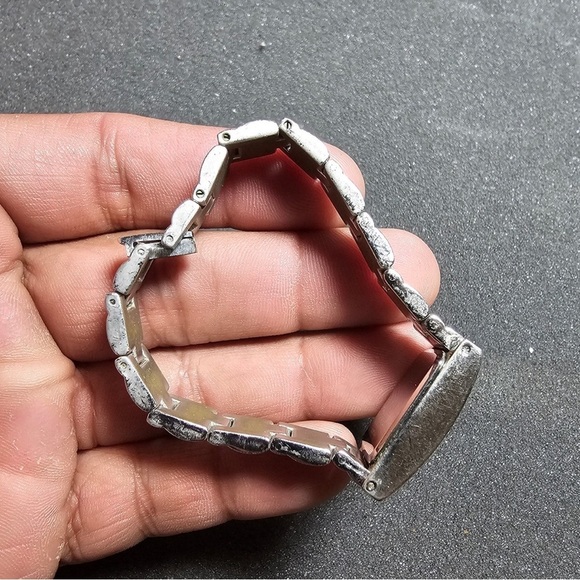 Peugeot 758 Ladies Quartz Watch Tank Style Silver Gold Tone Roman Dial Working - Picture 7 of 9